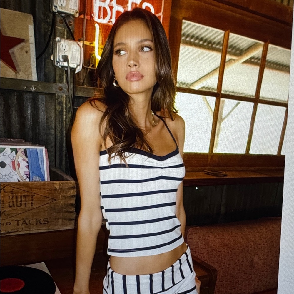 EDIKTED STRIPED HALTER TOP